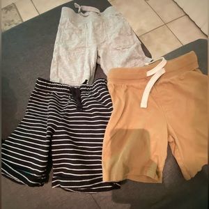 3 pair toddler Boys shorts (cotton) size 3T.